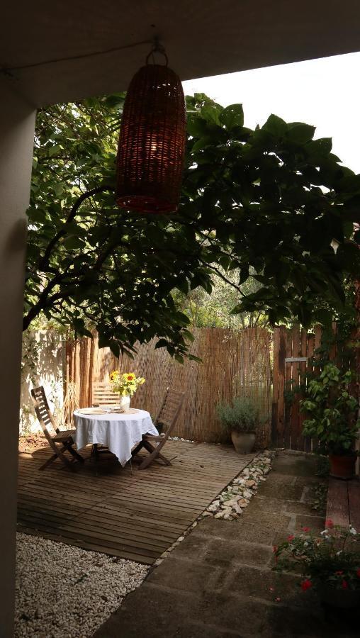 Gasthof La Summer House Avec Jardin Arles