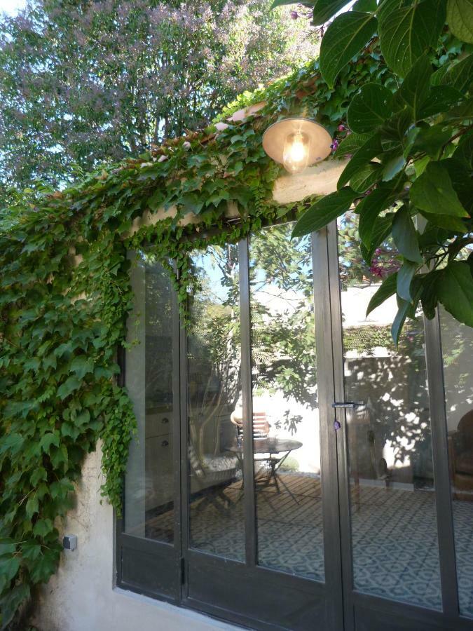 La Summer House Avec Jardin Arles