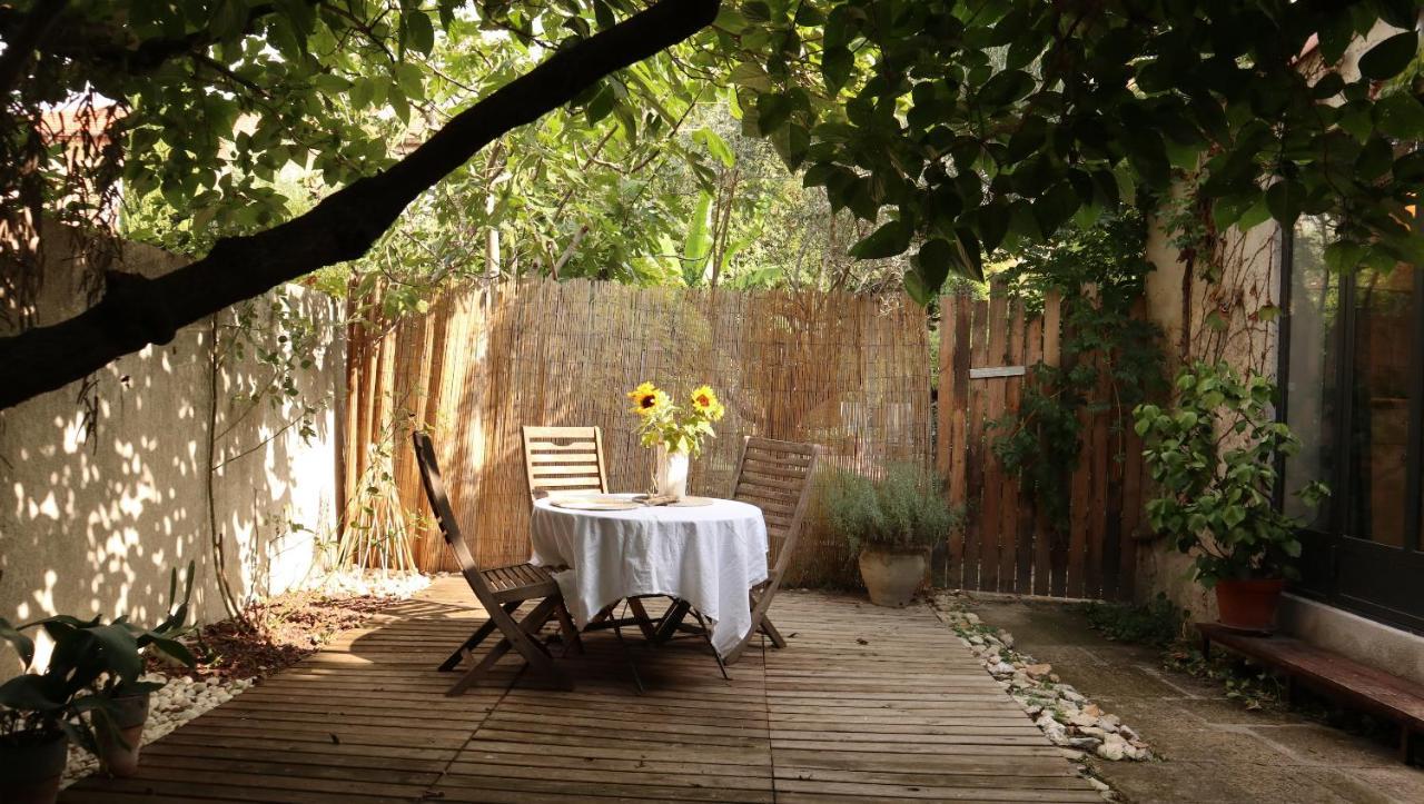 La Summer House Avec Jardin 2*